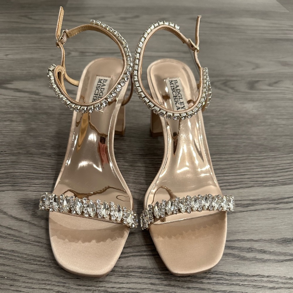 Badgley Mischka Marilee Size 8
